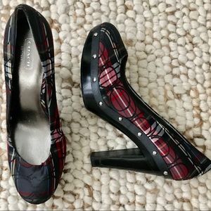 NWOT Coach plaid platform heels